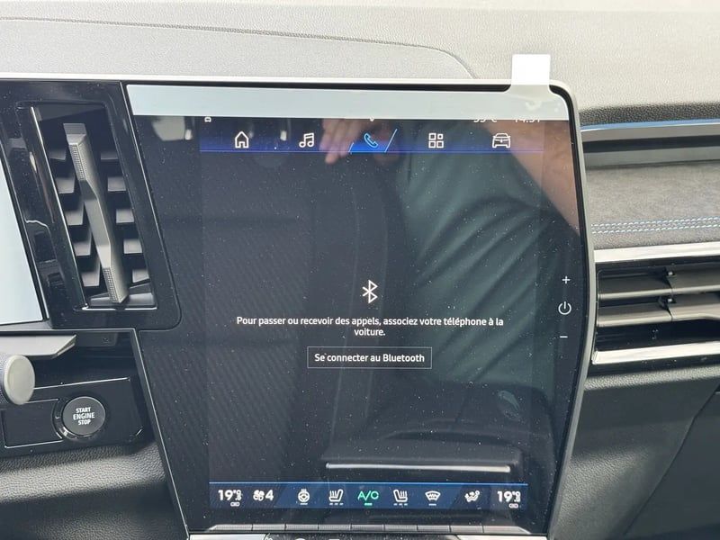 Photo de la voiture RENAULT AUSTRAL E-Tech full hybrid 200 GSR2 Iconic esprit Alpine