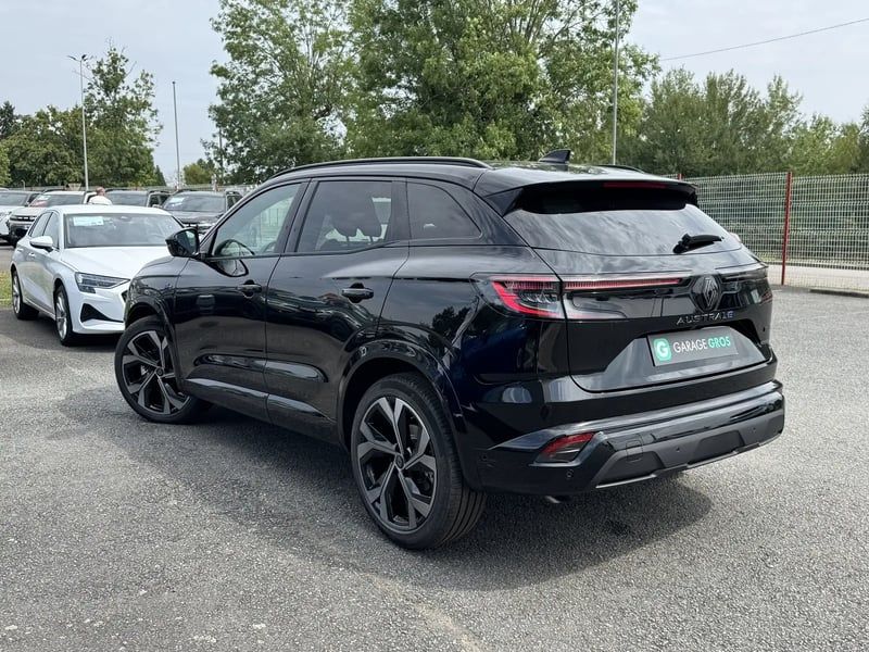Photo de la voiture RENAULT AUSTRAL E-Tech full hybrid 200 GSR2 Iconic esprit Alpine