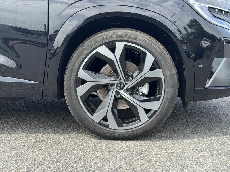 Photo de la voiture RENAULT AUSTRAL E-Tech full hybrid 200 GSR2 Iconic esprit Alpine