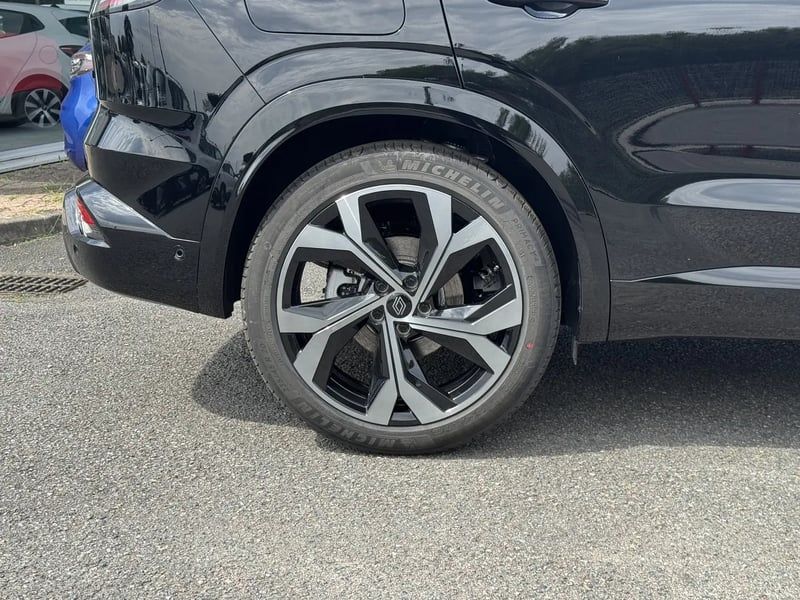 Photo de la voiture RENAULT AUSTRAL E-Tech full hybrid 200 GSR2 Iconic esprit Alpine