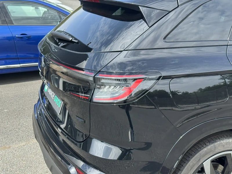 Photo de la voiture RENAULT AUSTRAL E-Tech full hybrid 200 GSR2 Iconic esprit Alpine