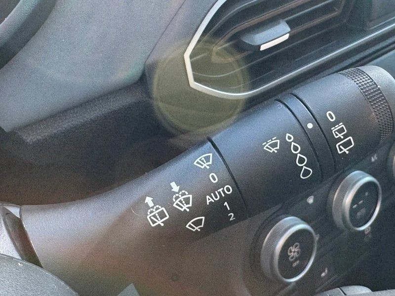 Photo de la voiture DACIA JOGGER ECO-G 100 7 places GSR2 Extreme +