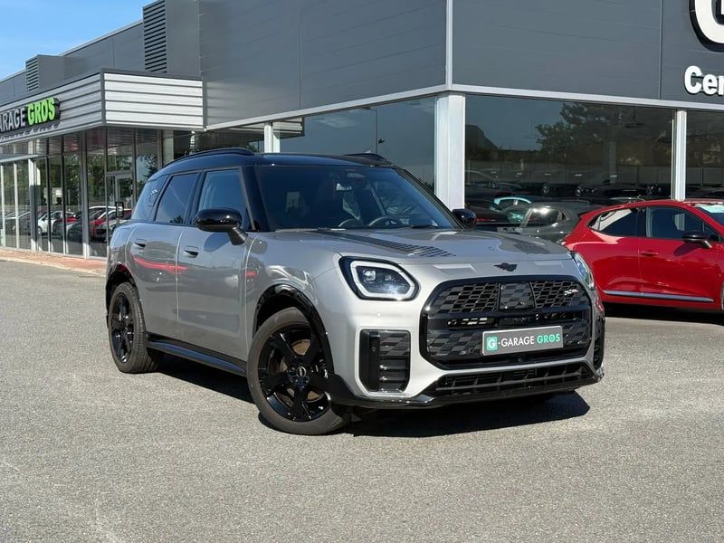 Photo de la voiture MINI COUNTRYMAN U25 170 ch DKG7 C JCW Finition