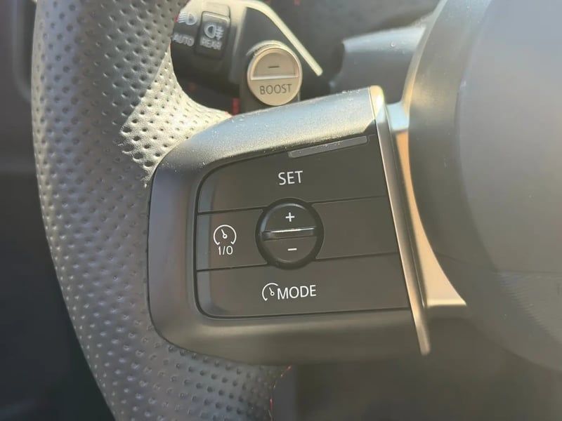 Photo de la voiture MINI COUNTRYMAN U25 170 ch DKG7 C JCW Finition