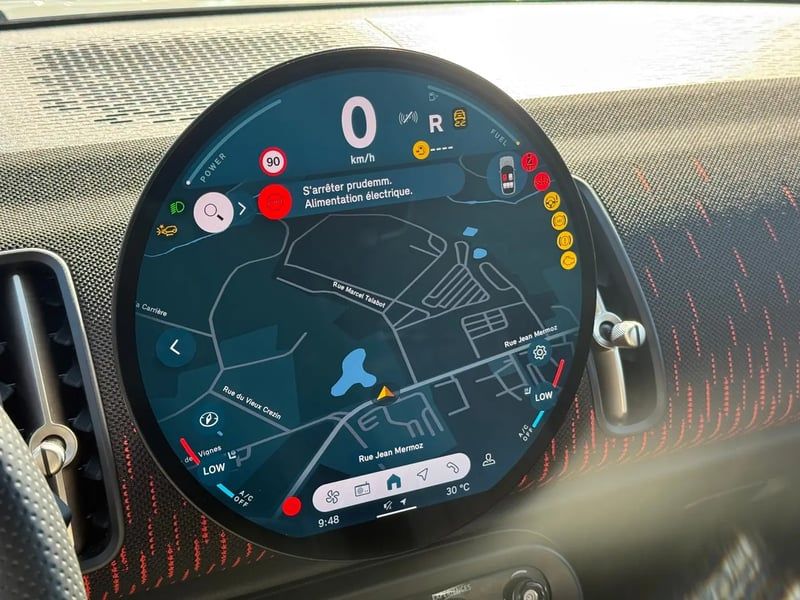 Photo de la voiture MINI COUNTRYMAN U25 170 ch DKG7 C JCW Finition