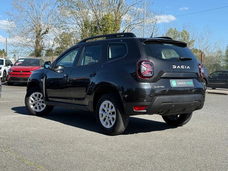 Photo de la voiture DACIA DUSTER Blue dCi 115 4x2 Expression