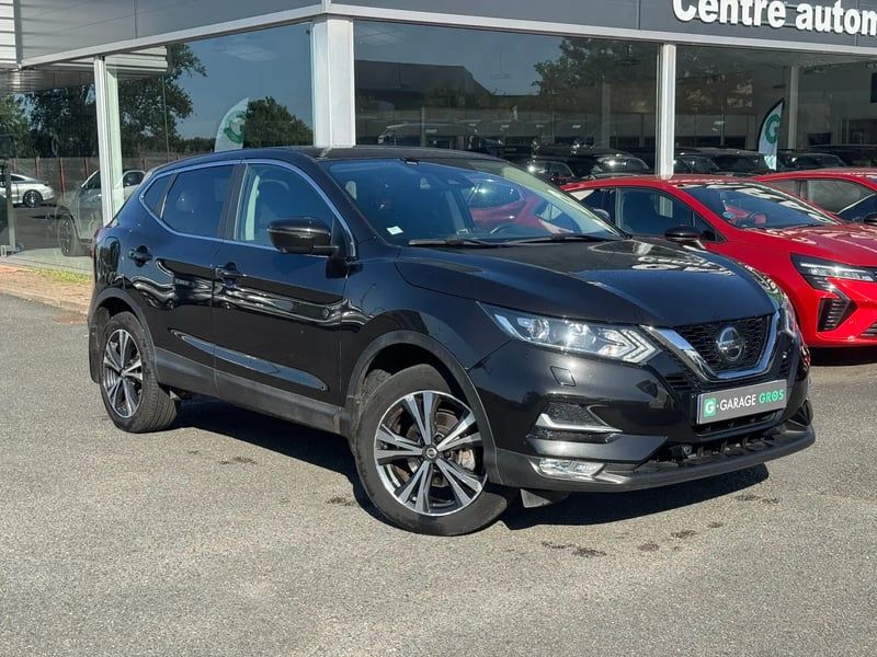 Photo de la voiture NISSAN QASHQAI 1.6 dCi 130 N-Connecta