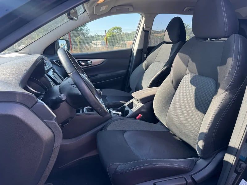 Photo de la voiture NISSAN QASHQAI 1.6 dCi 130 N-Connecta