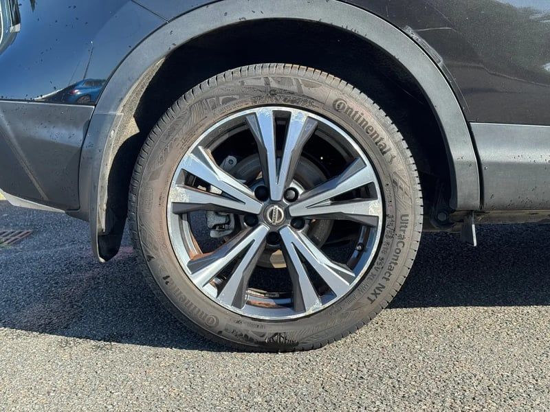 Photo de la voiture NISSAN QASHQAI 1.6 dCi 130 N-Connecta