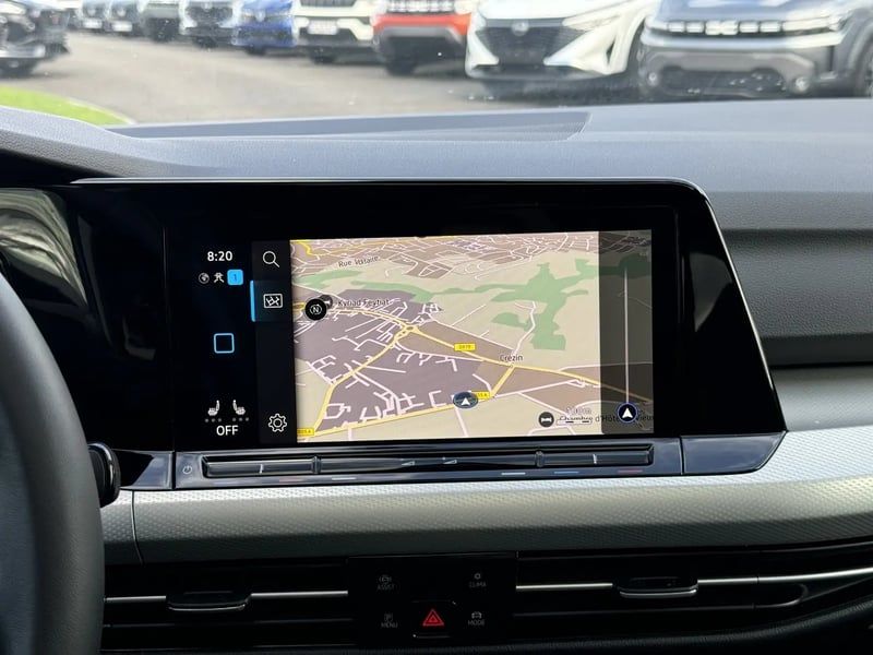 Photo de la voiture VOLKSWAGEN GOLF 2.0 TDI SCR 150 DSG7 Life Plus