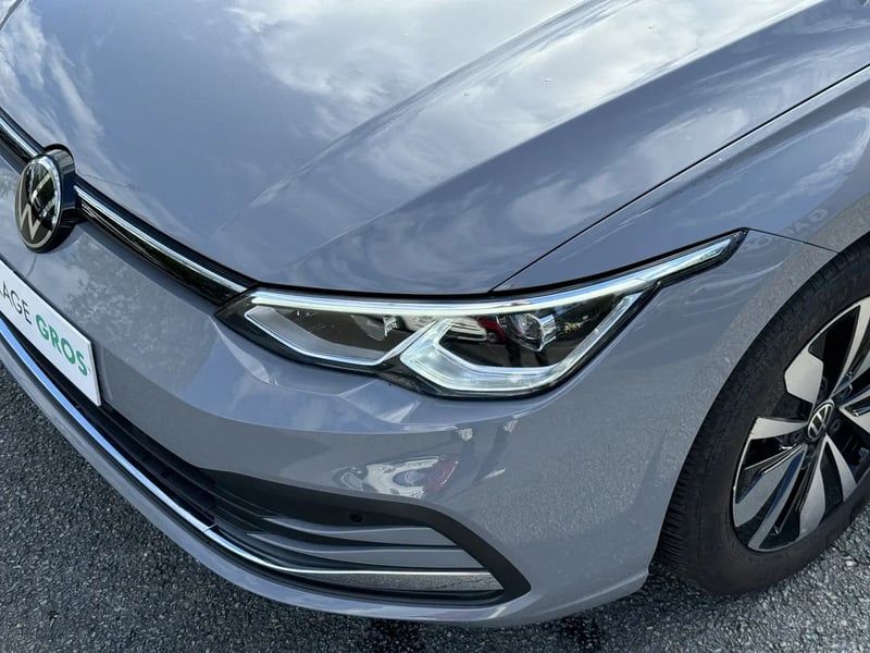 Photo de la voiture VOLKSWAGEN GOLF 2.0 TDI SCR 150 DSG7 Life Plus