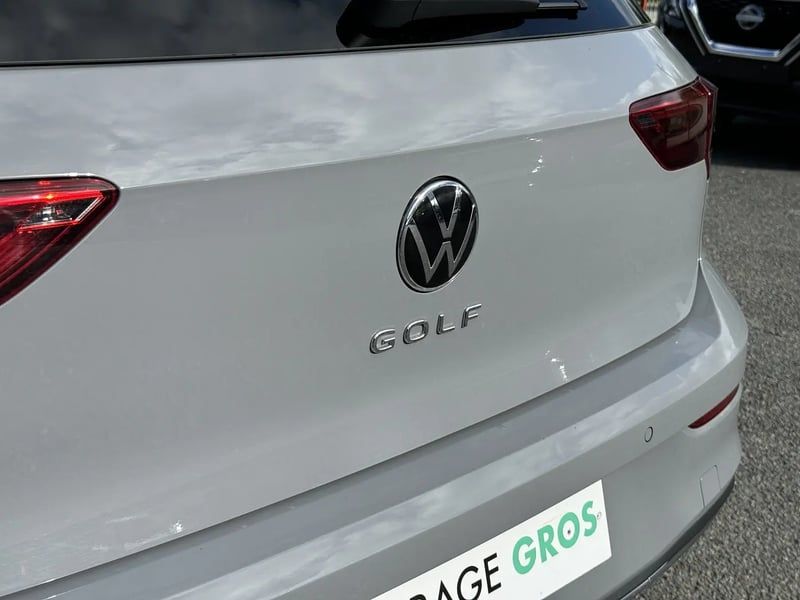 Photo de la voiture VOLKSWAGEN GOLF 2.0 TDI SCR 150 DSG7 Life Plus