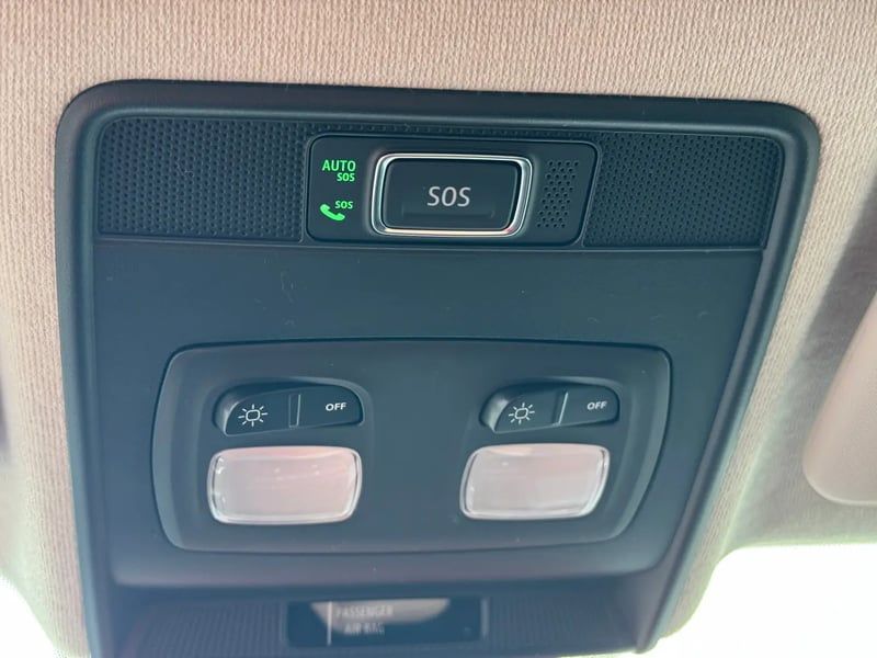 Photo de la voiture RENAULT CLIO V Blue dCi 100 ch GSR2 Evolution