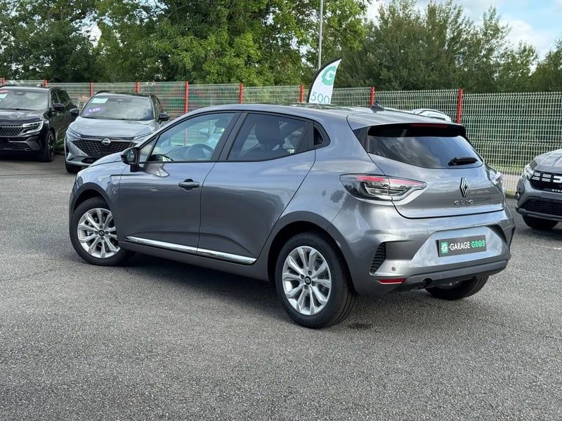 Photo de la voiture RENAULT CLIO V Blue dCi 100 ch GSR2 Evolution