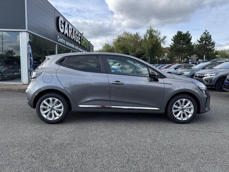 Photo de la voiture RENAULT CLIO V Blue dCi 100 ch GSR2 Evolution