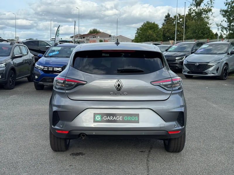 Photo de la voiture RENAULT CLIO V Blue dCi 100 ch GSR2 Evolution