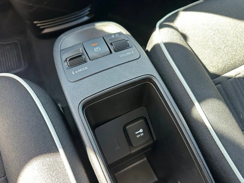 Photo de la voiture FIAT 500e BERLINE 500 e 118 ch Nouvelle 500