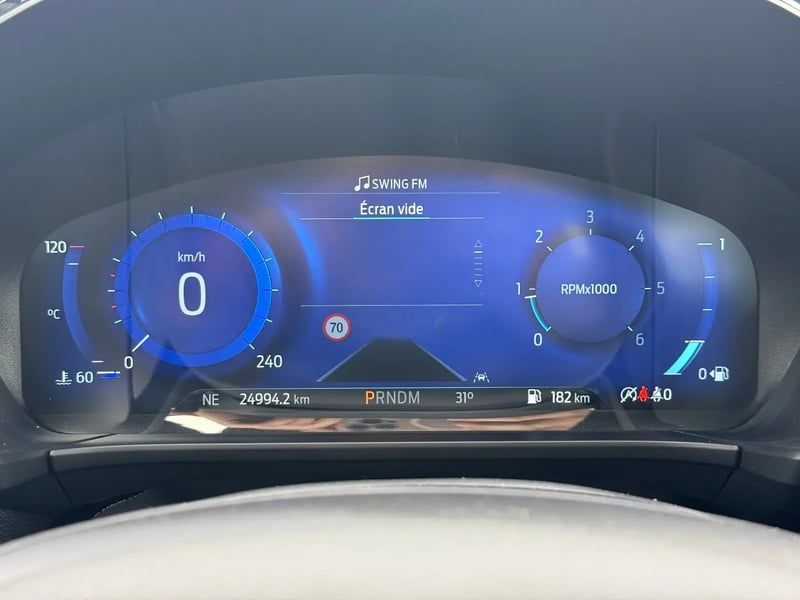 Photo de la voiture FORD KUGA 2.0 EcoBlue 120 S&S BVA8 ST-Line X - 5P