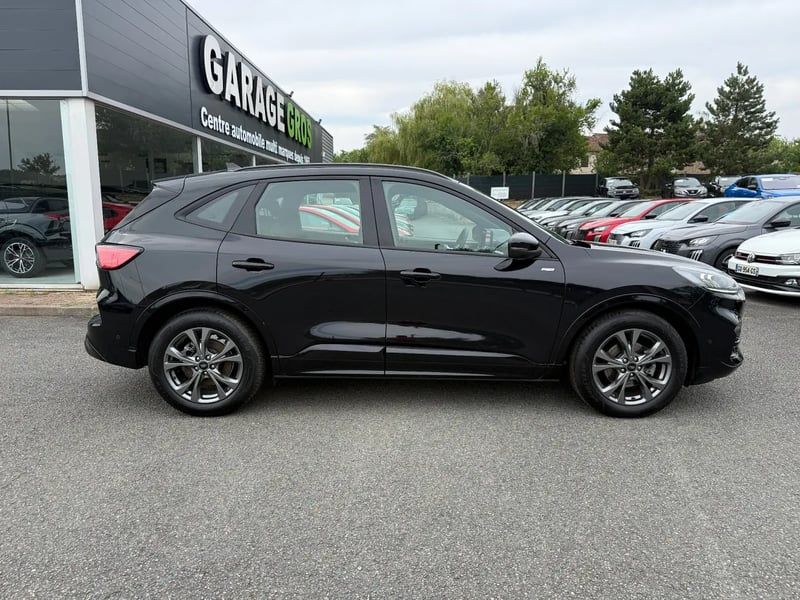 Photo de la voiture FORD KUGA 2.0 EcoBlue 120 S&S BVA8 ST-Line X - 5P
