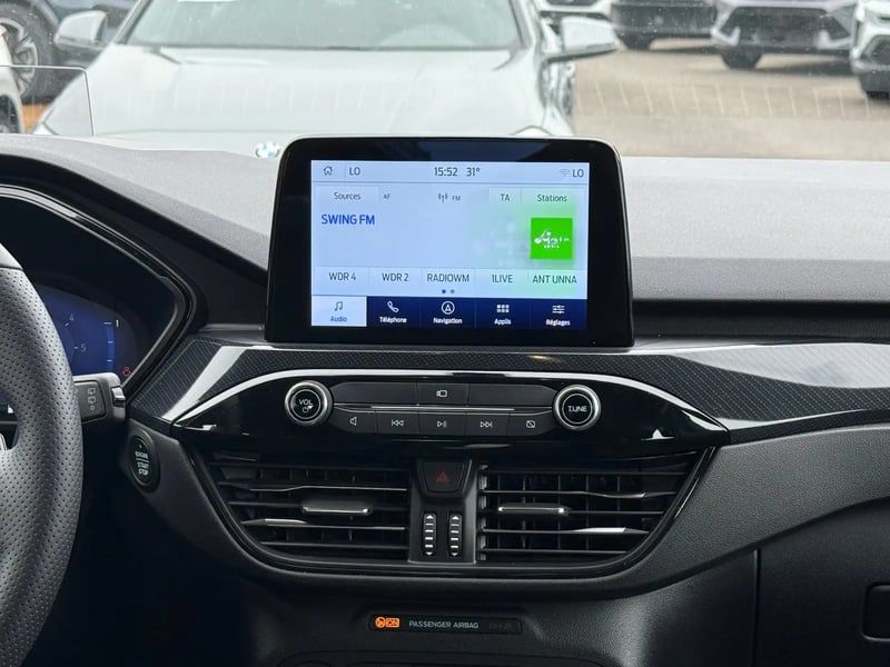 Photo de la voiture FORD KUGA 2.0 EcoBlue 120 S&S BVA8 ST-Line X - 5P
