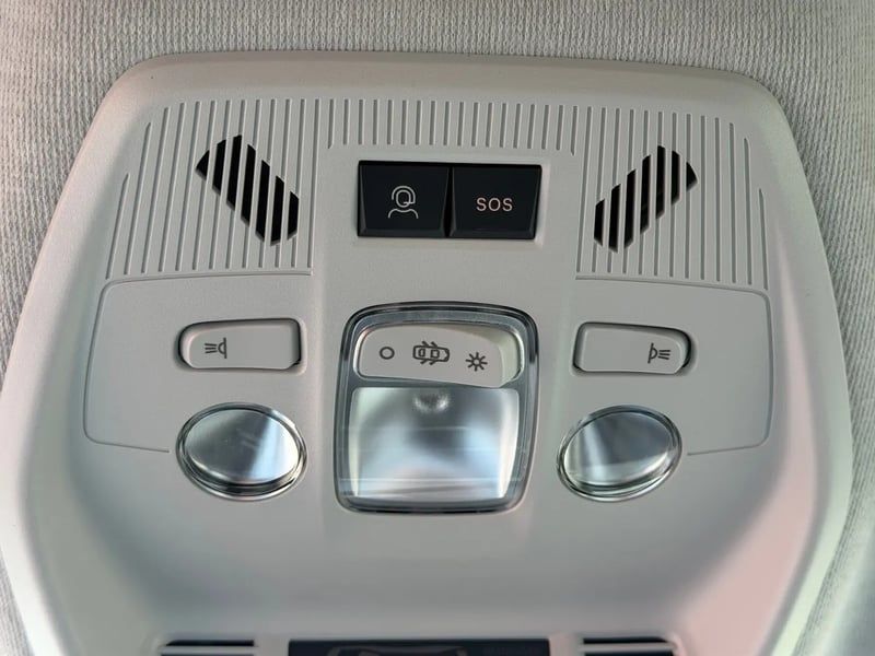 Photo de la voiture CITROEN C3 AIRCROSS Hybride 145 ch Aut Max