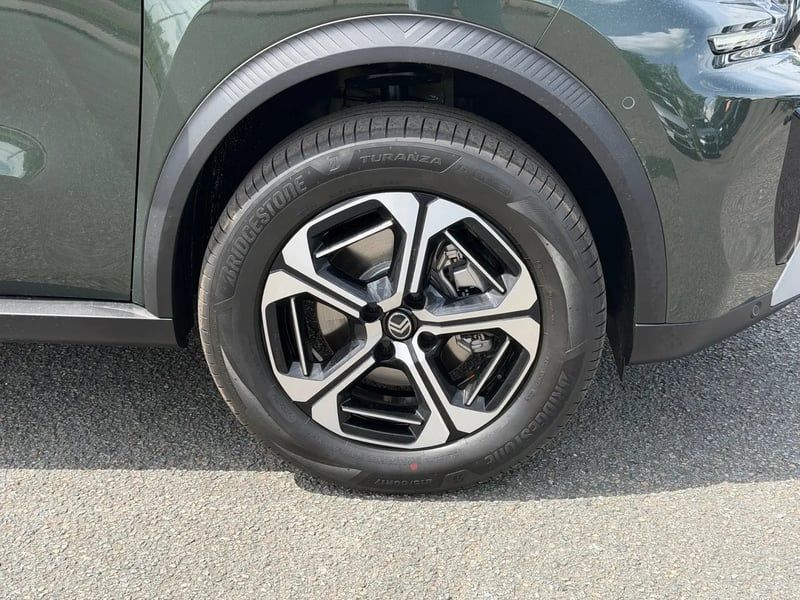 Photo de la voiture CITROEN C3 AIRCROSS Hybride 145 ch Aut Max