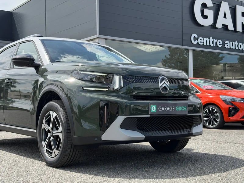 Photo de la voiture CITROEN C3 AIRCROSS Hybride 145 ch Aut Max
