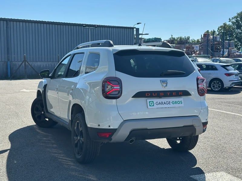 Photo de la voiture DACIA DUSTER TCe 130 FAP 4x2 SL Extreme