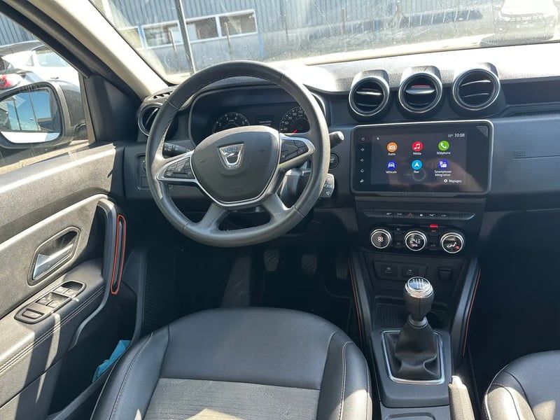 Photo de la voiture DACIA DUSTER TCe 130 FAP 4x2 SL Extreme