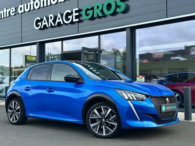Photo de la voiture PEUGEOT 208 BlueHDi 100 S&S BVM6 GT Line