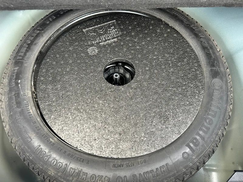 Photo de la voiture PEUGEOT 208 BlueHDi 100 S&S BVM6 GT Line