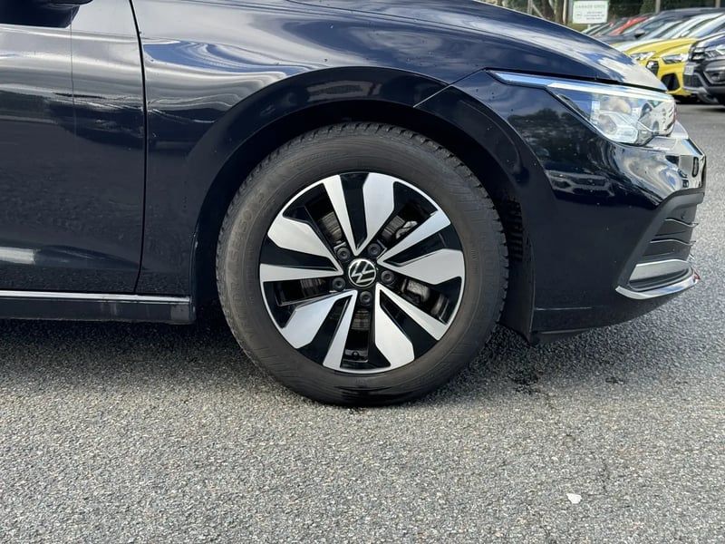 Photo de la voiture VOLKSWAGEN GOLF 2.0 TDI SCR 150 DSG7 Life Plus