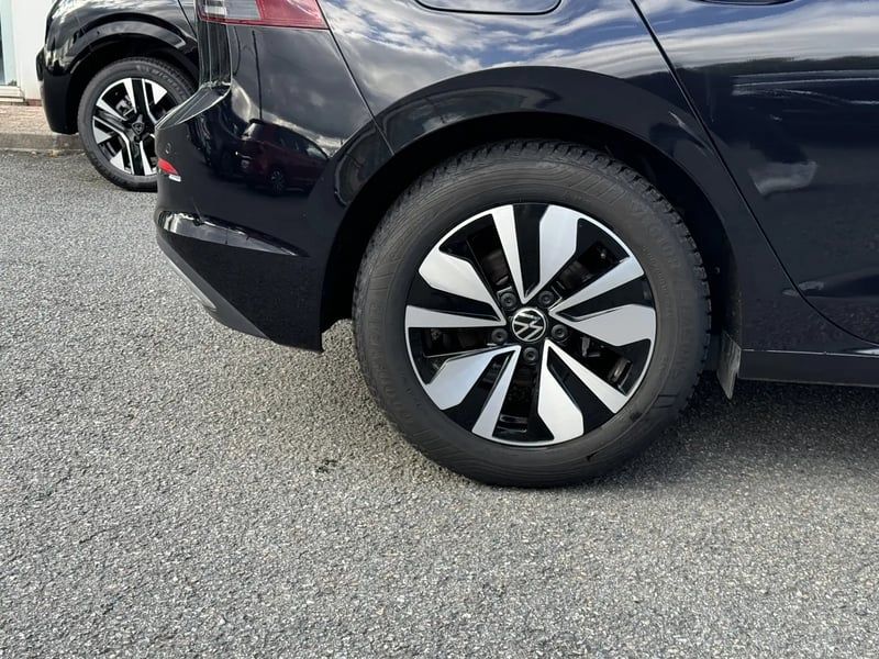 Photo de la voiture VOLKSWAGEN GOLF 2.0 TDI SCR 150 DSG7 Life Plus