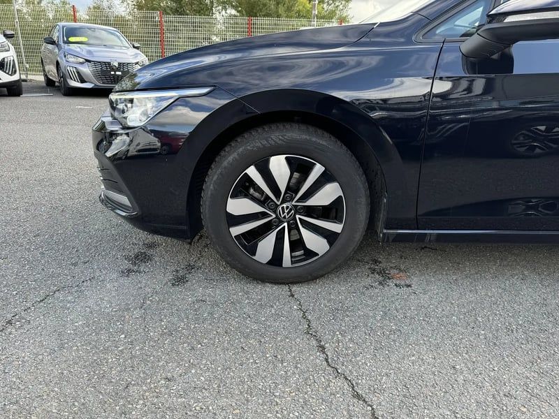 Photo de la voiture VOLKSWAGEN GOLF 2.0 TDI SCR 150 DSG7 Life Plus