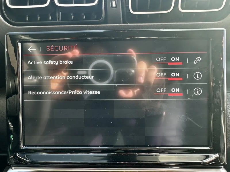 Photo de la voiture CITROEN C3 AIRCROSS BlueHDi 110 S&S BVM6 Plus