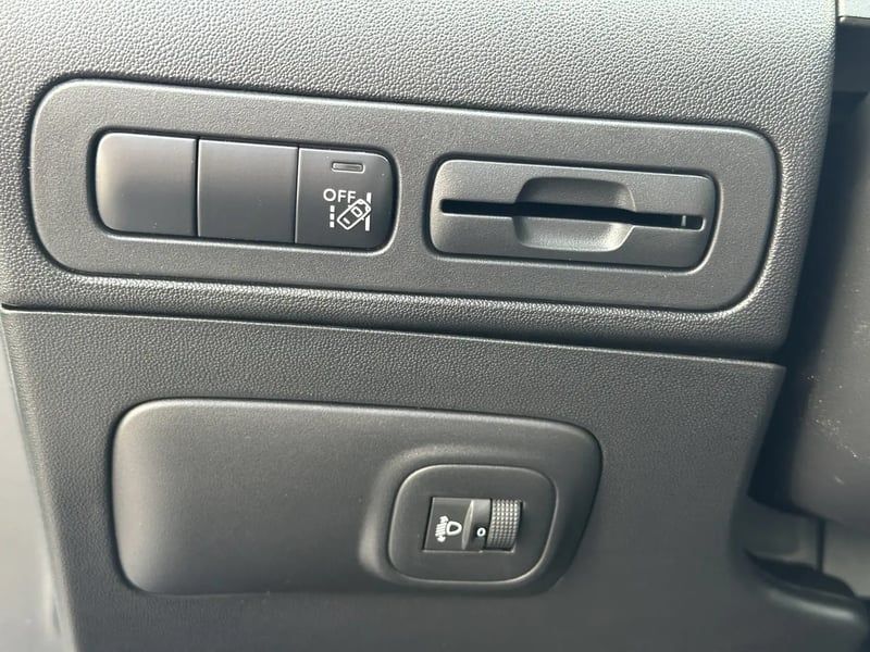 Photo de la voiture CITROEN C3 AIRCROSS BlueHDi 110 S&S BVM6 Plus