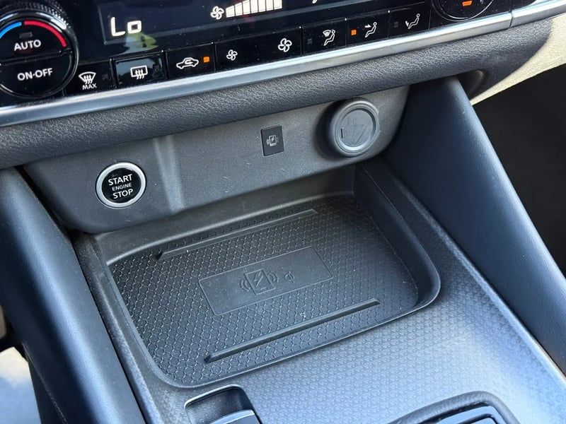 Photo de la voiture NISSAN QASHQAI Mild Hybrid 158 ch Xtronic N-Connecta