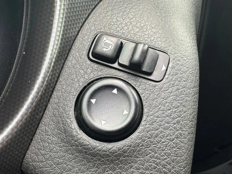 Photo de la voiture NISSAN QASHQAI 1.5 dCi 115 N-Connecta