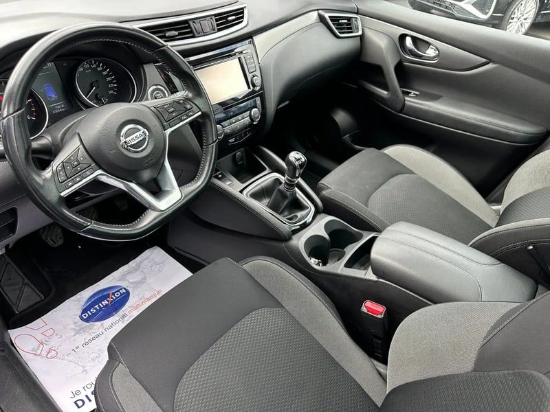 Photo de la voiture NISSAN QASHQAI 1.5 dCi 115 N-Connecta