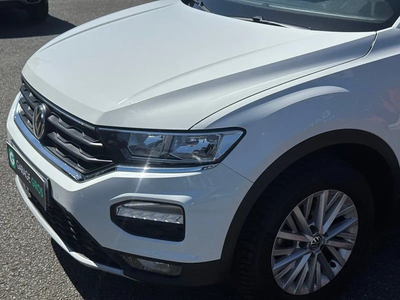 Photo de la voiture VOLKSWAGEN T-ROC 1.0 TSI 115 Start/Stop BVM6 Lounge