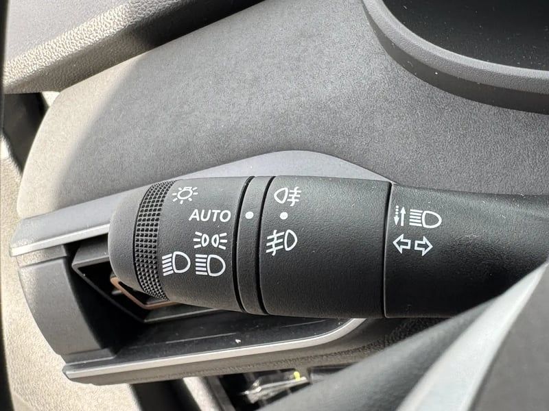 Photo de la voiture DACIA JOGGER Hybrid 140 7 places GSR2 Extreme