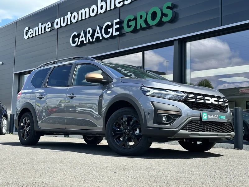 Photo de la voiture DACIA JOGGER Hybrid 140 7 places GSR2 Extreme