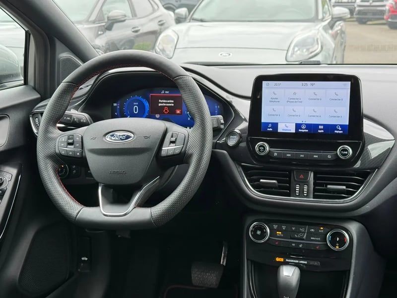 Photo de la voiture FORD PUMA 1.0 EcoBoost 155 ch mHEV S&S Powershift ST-Line - 5P
