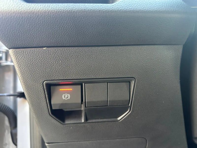 Photo de la voiture DACIA DUSTER Mild Hybrid 130 Journey