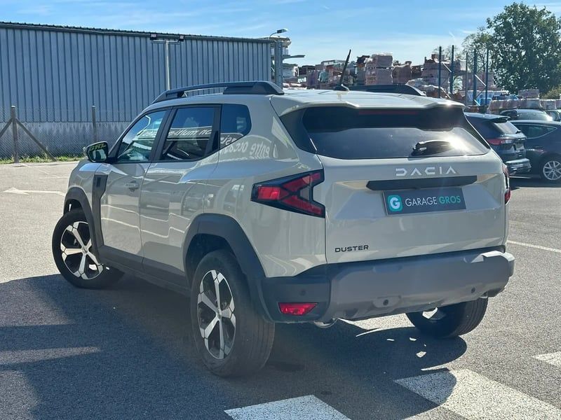 Photo de la voiture DACIA DUSTER Mild Hybrid 130 Journey