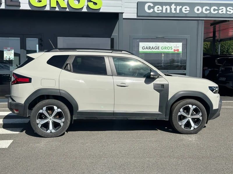 Photo de la voiture DACIA DUSTER Mild Hybrid 130 Journey