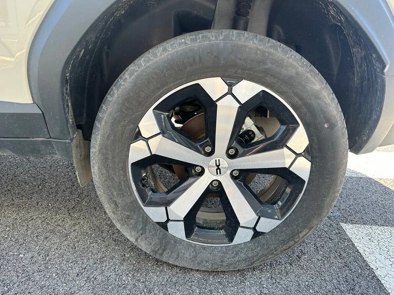 Photo de la voiture DACIA DUSTER Mild Hybrid 130 Journey