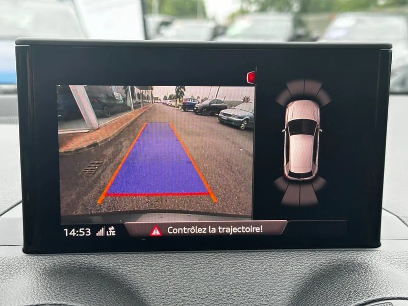 Photo de la voiture AUDI Q2 35 TDI 150 S tronic 7 Quattro Midnight Series