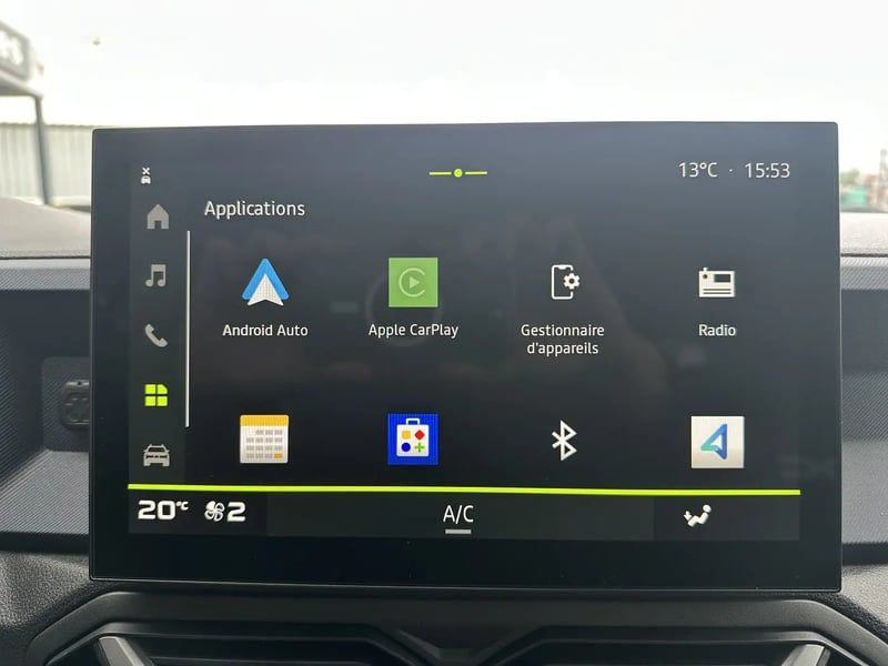 Photo de la voiture DACIA DUSTER Hybrid 140 4x2 Journey