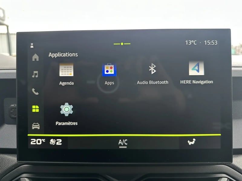 Photo de la voiture DACIA DUSTER Hybrid 140 4x2 Journey